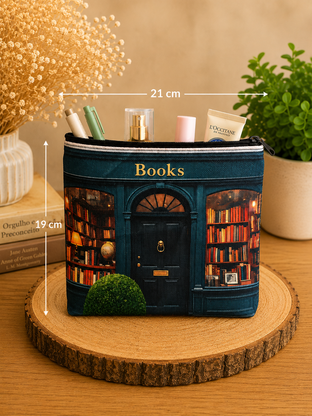 Necessaire Entre Livros